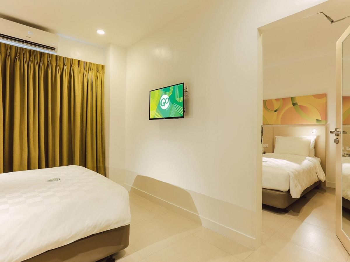 Go Hotels Timog Кесон-Сіті Екстер'єр фото